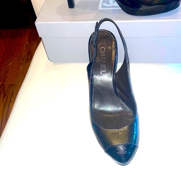 CHANEL Platform Pumps - Picture 4 of 13